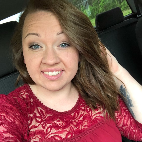 Meet your Posher, Cheyenne - Picture 1 of 1